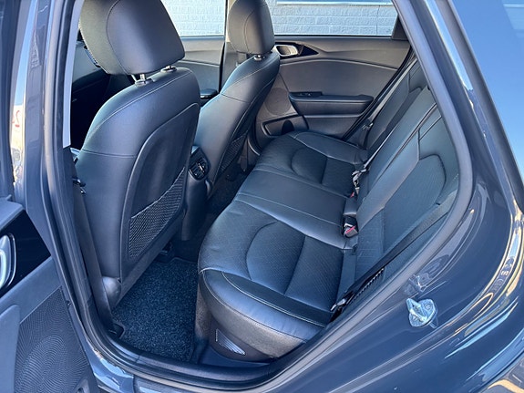 Kia Ceed 11 of 21