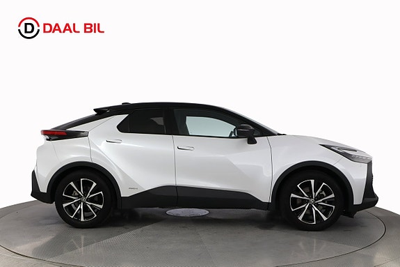 Toyota C-HR 5 of 28