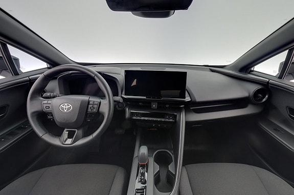 Toyota C-HR 13 of 28