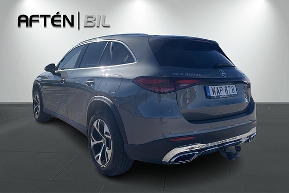 Mercedes-Benz GLC300 de 8 of 27
