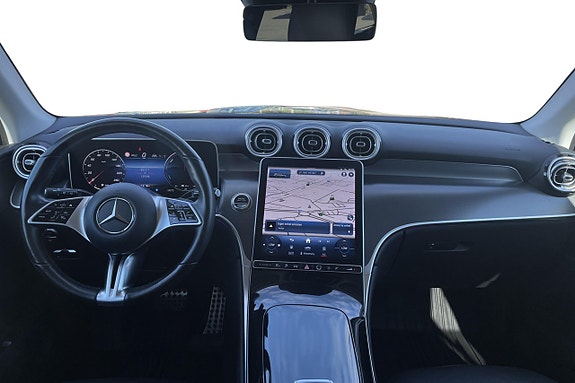 Mercedes-Benz GLC300 de 11 of 27