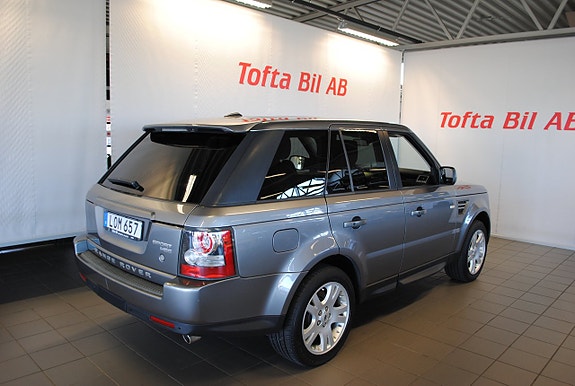 Land Rover Range Rover Sport 3 of 9
