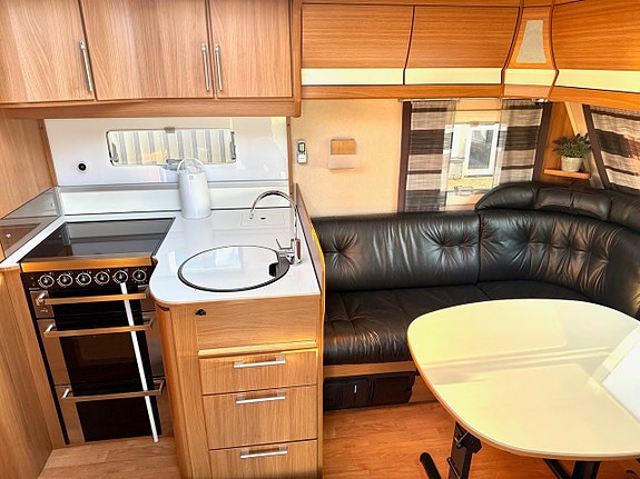Kabe Royal 590 LGLE  Full Utrustad 11 of 25