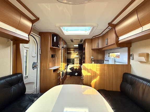 Kabe Royal 590 LGLE  Full Utrustad 21 of 25