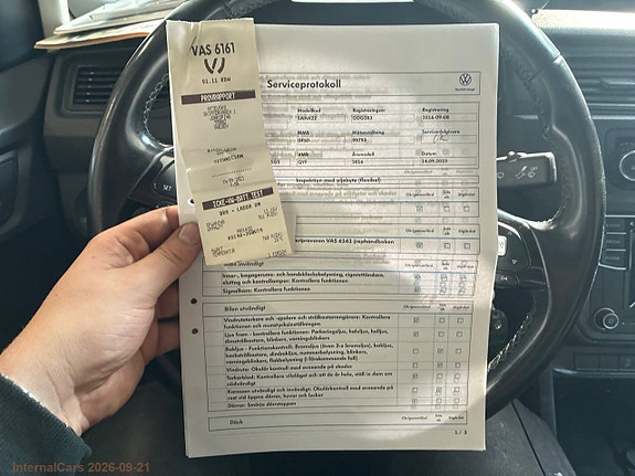 Volkswagen Caddy Maxi 23 of 29