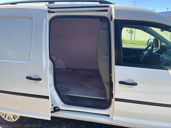 Volkswagen Caddy Maxi 10 of 29