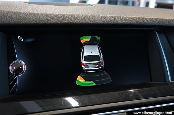BMW 520 14 of 15