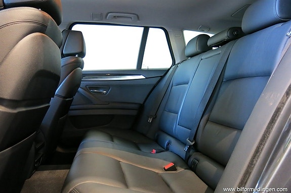 BMW 520 11 of 15