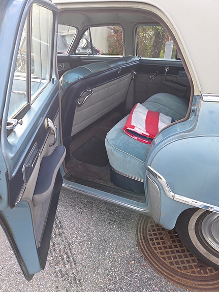 Chrysler New Yorker 7 of 11