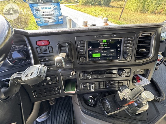 Scania P320 Kran och Lastväxlare 14 of 27