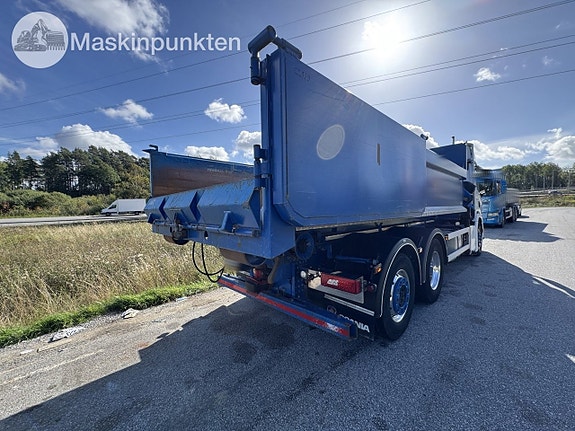 Scania P320 Kran och Lastväxlare 3 of 27