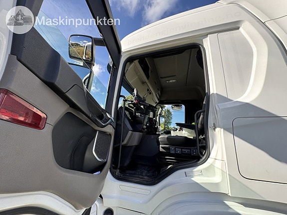 Scania P320 Kran och Lastväxlare 9 of 27