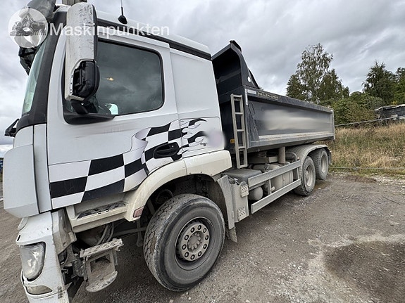 Mercedes-Benz Arocs 6x2 Schaktbil 9 of 27