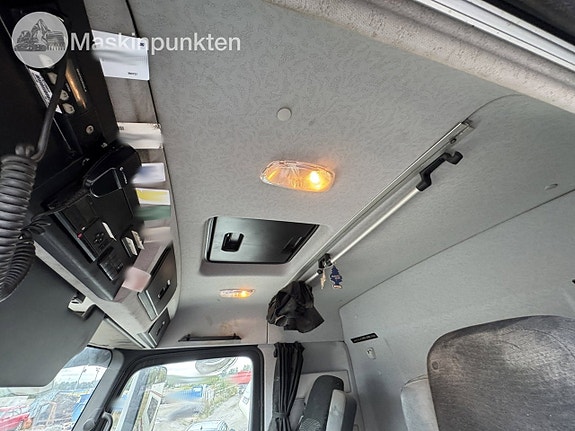 Mercedes-Benz Arocs 6x2 Schaktbil 12 of 27