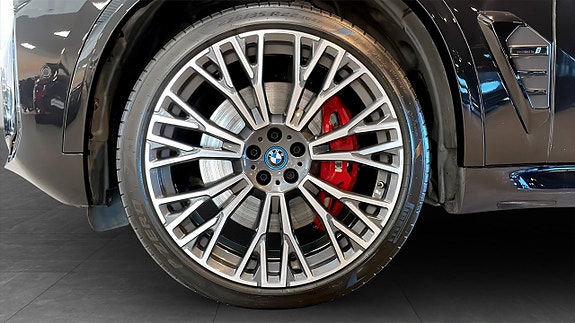 BMW X5 9 of 13