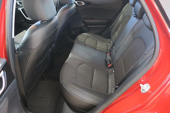 Kia XCeed 7 of 13