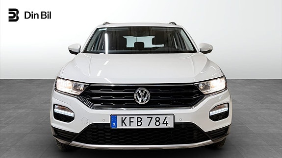 Volkswagen T-Roc 4 of 19