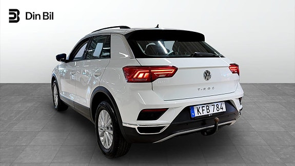 Volkswagen T-Roc 3 of 19