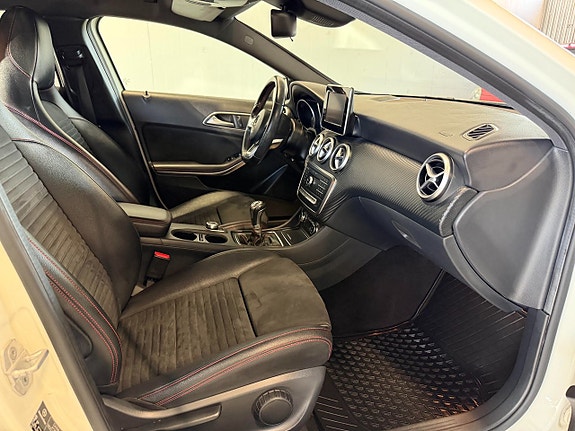 Mercedes-Benz A180 12 of 18
