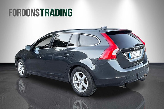 Volvo V60 4 of 12