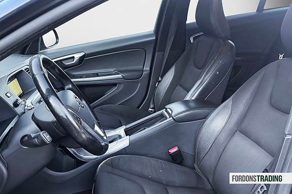 Volvo V60 10 of 12