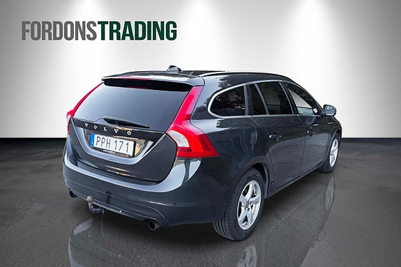 Volvo V60 6 of 12