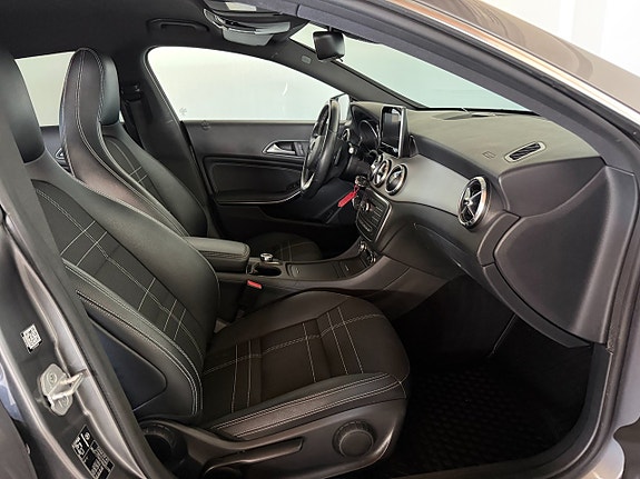 Mercedes-Benz CLA200 10 of 21