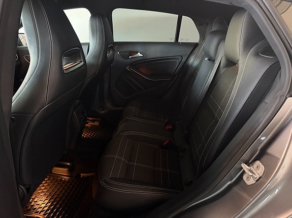 Mercedes-Benz CLA200 12 of 21
