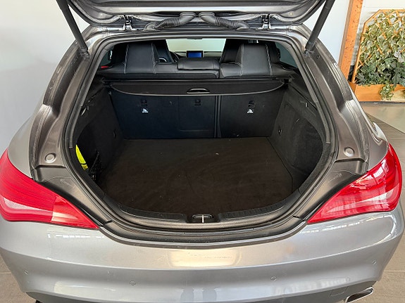 Mercedes-Benz CLA200 19 of 21