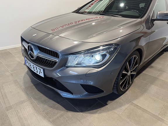Mercedes-Benz CLA200 8 of 21