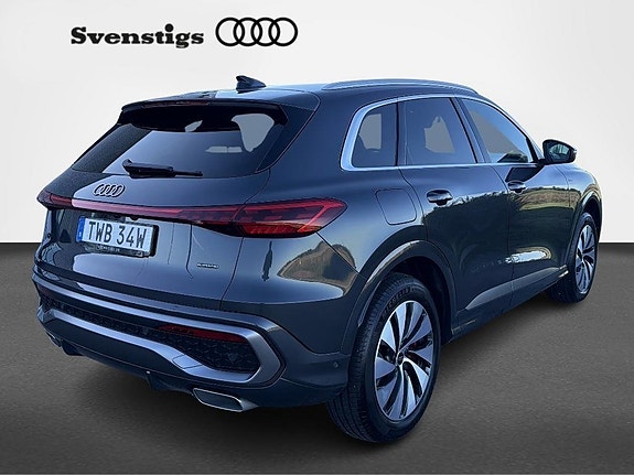 Audi Q5 6 of 15