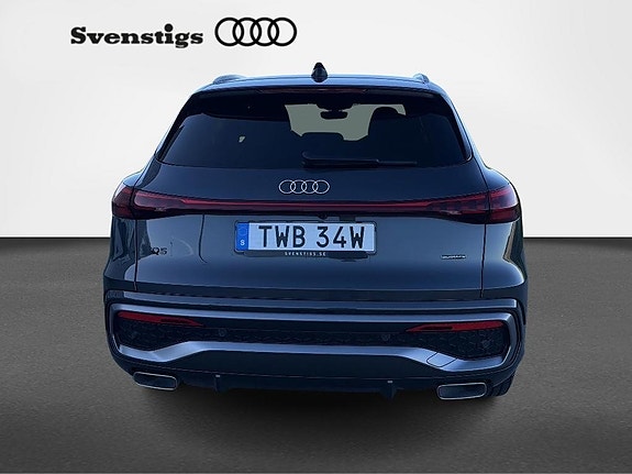 Audi Q5 7 of 15