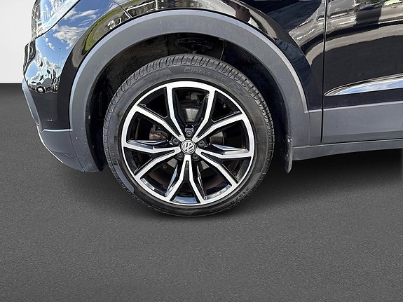 Volkswagen T-Cross 8 of 12
