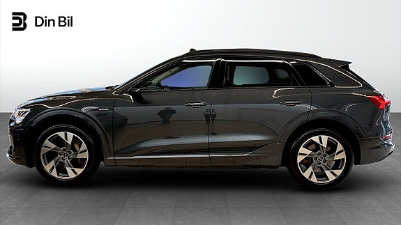 Audi e-tron 2 of 21