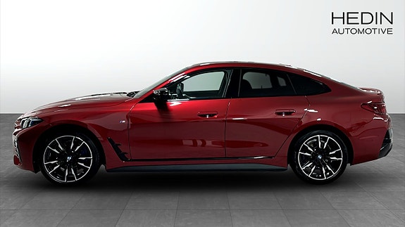 BMW i4 6 of 9