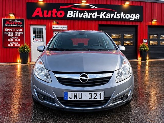 Opel Corsa 2 of 10