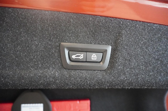 BMW 330d 6 of 20