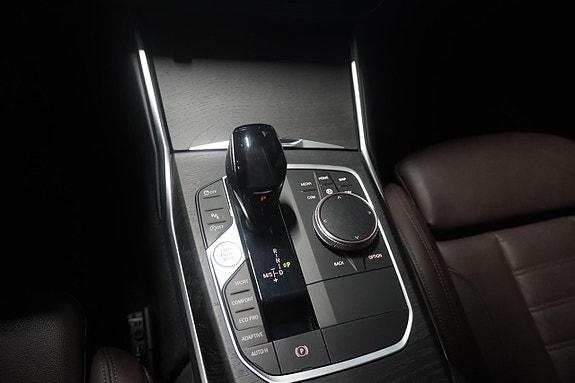 BMW 330d 18 of 20