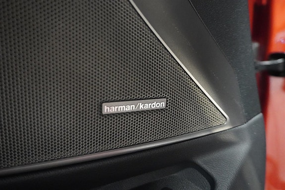 BMW 330d 13 of 20