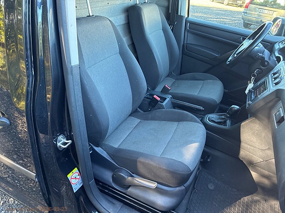 Volkswagen Caddy Maxi 16 of 20
