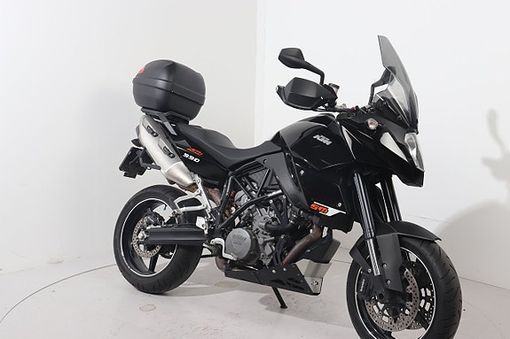 KTM KTM 990 SUPERMOTO T 2 of 7