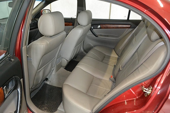 Daewoo Evanda 7 of 10