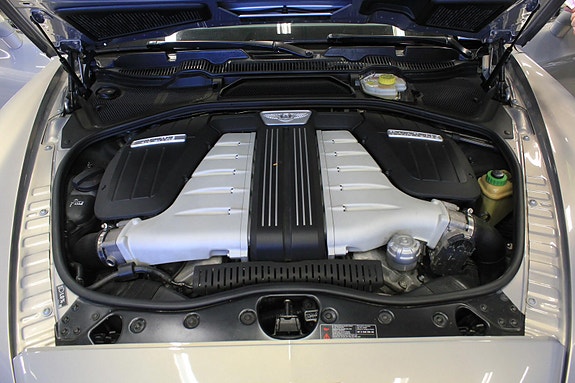 Bentley Continental GT 12 of 12