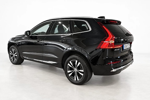 Volvo XC60 3 of 16