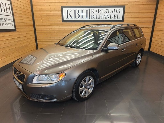 Volvo V70 3 of 23