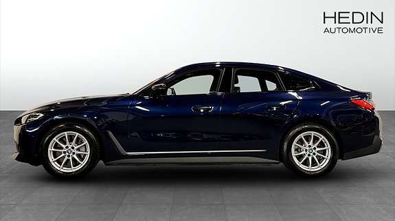 BMW i4 6 of 13