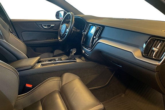 Volvo S60 10 of 26