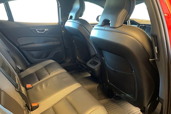 Volvo S60 19 of 26