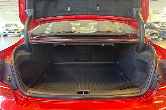 Volvo S60 21 of 26