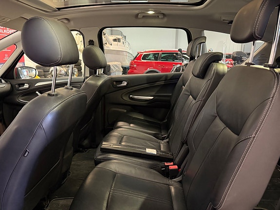 Ford S-MAX 10 of 14